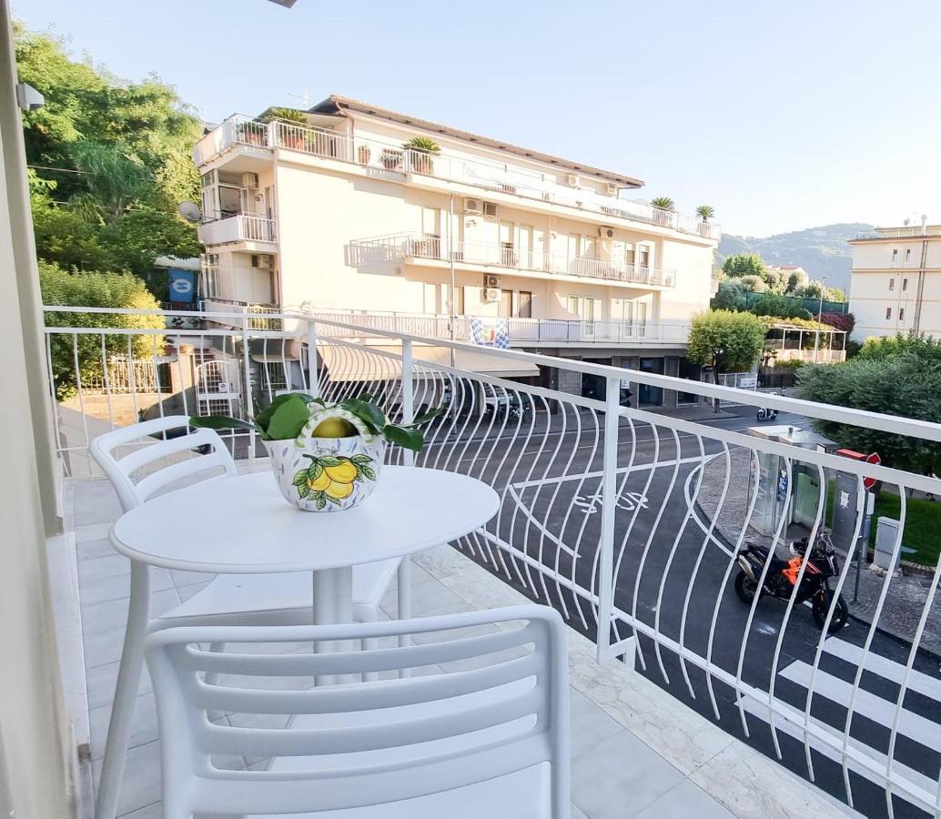 Palazzo Mauro Sorrento Luxury Rooms Exterior photo